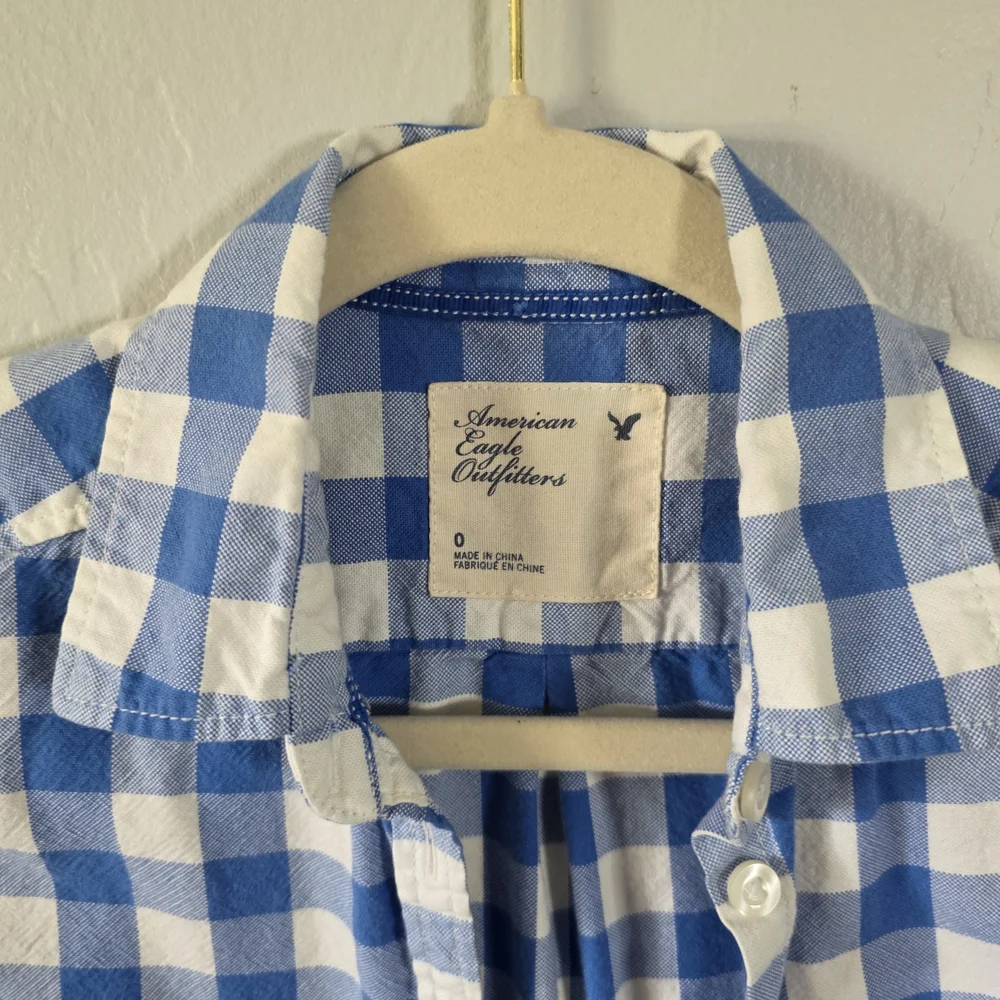 American Eagle Blue & White Plaid Button-Up Shirt β Size 0 β 100% Cotton Womens - Picture 8 of 16